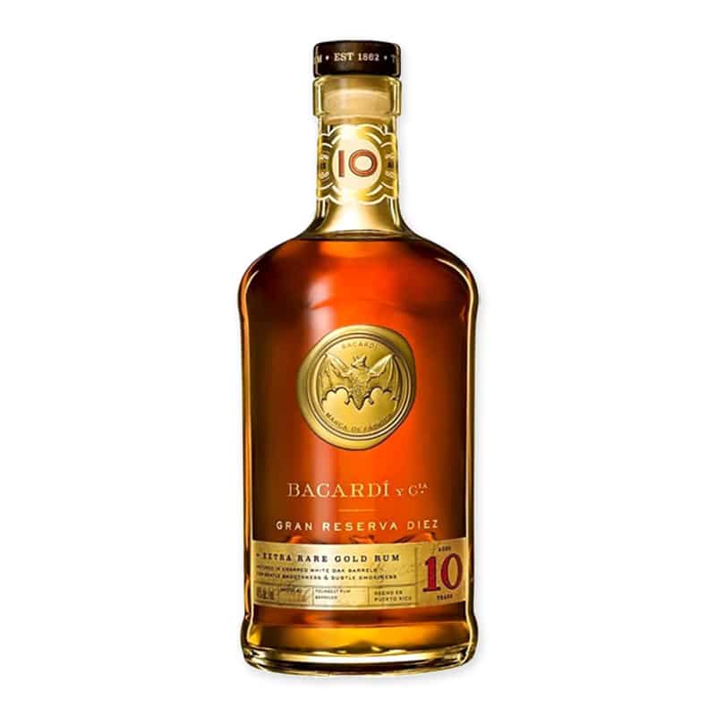 Bacardi Gran Reserva Diez is een 10 jaar gerijpte rum met tonen van toffee