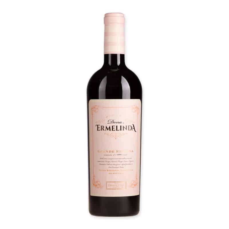Ontdek Casa Ermelinda Dona Ermelinda Grande Reserve. Deze prachtige rode wijn uit Portugal biedt een rijke smaak van rijp fruit met elegante houttonen. Perfect voor speciale gelegenheden.