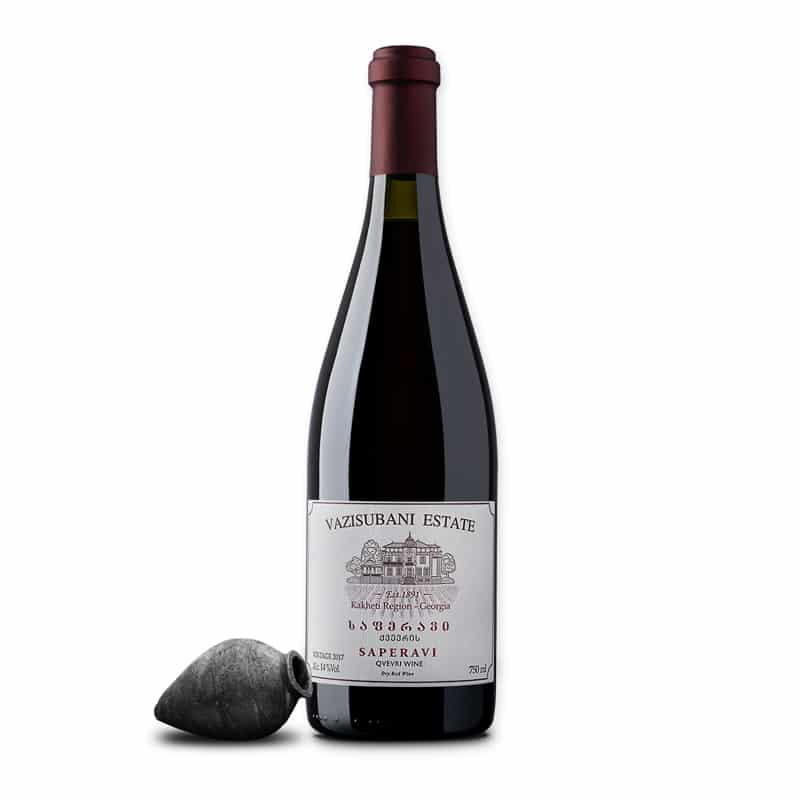 Vazisubani Estate Saperavi is een krachtige qvevriwijn van 100% Saperavi. Rijp donker fruit