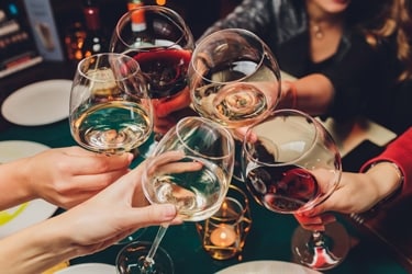 Visit the Hungarian wine tasting in Purmerend on July 10th with winemaker Cisca Ansem. Taste 5 Hegyem wines and enjoy local snacks!