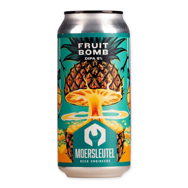 Moersleutel Fruit Bomb is a tropical Double IPA (8%) full of fruit and strong bitterness. Ideal for fans of intense flavors.